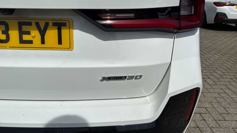 BMW iX1 230kW xDrive30 M Sport 65kWh 5dr Auto Electric Estate